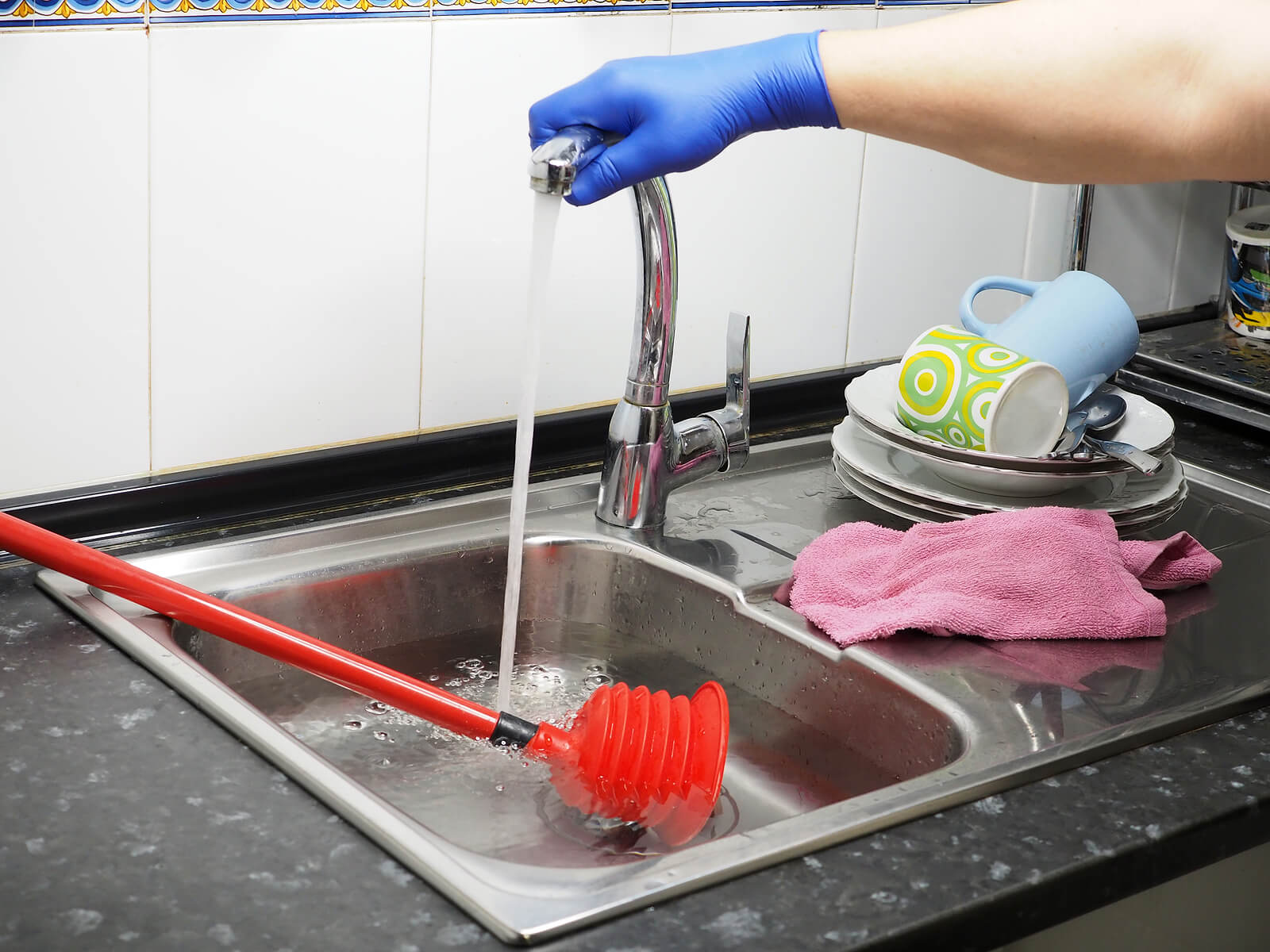 Clogged Kitchen Drain Plumber In Leaside, East York, Toronto